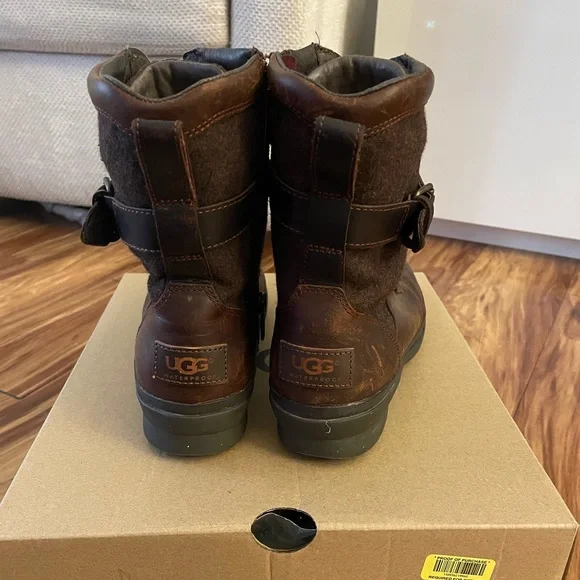 UGG Kesey Boots - waterproof and Sherpa lined combat boots - Picture 9 of 12